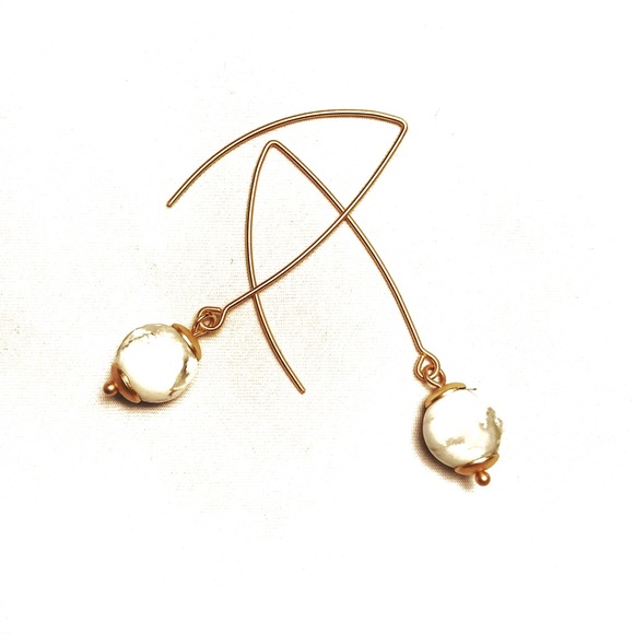 OKIYAH Jewelry - Antique Gold & Stone - Hypoallergenic- Brand New